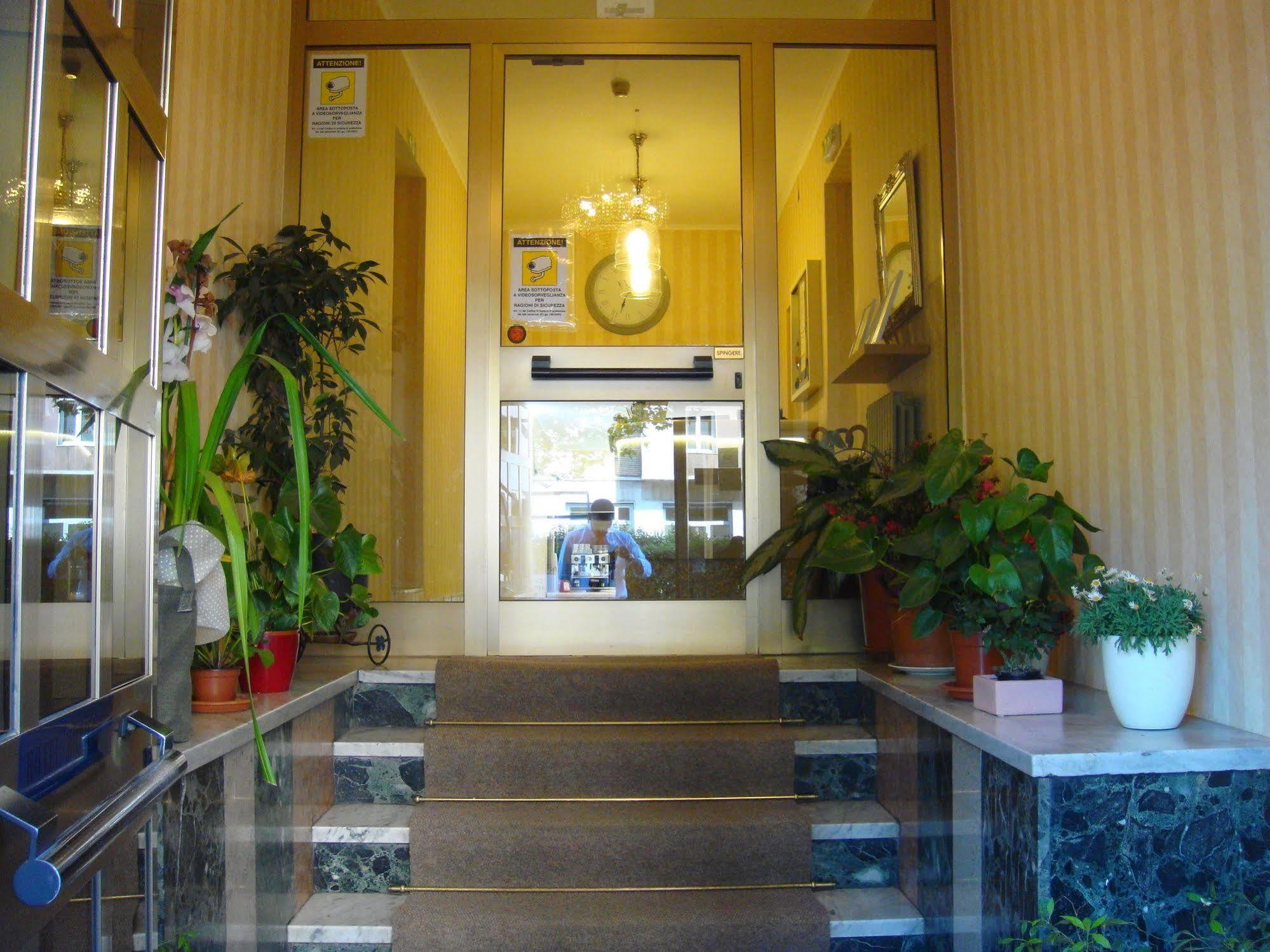Miu Hotel Milaan Buitenkant foto